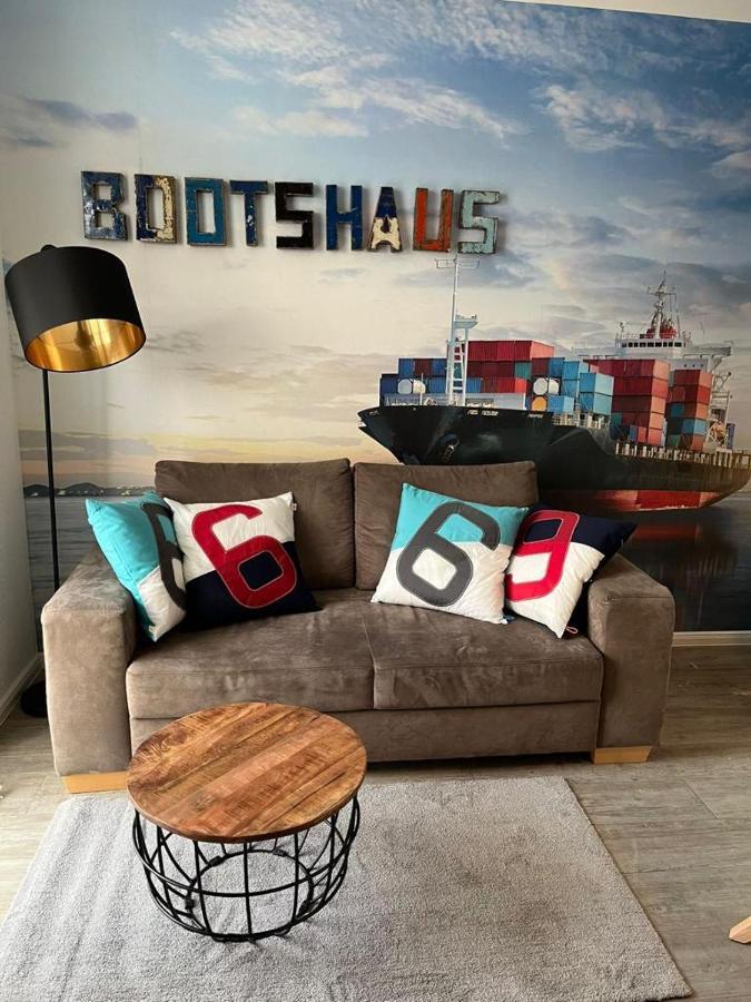 Bootshaus Appartements Cuxhaven Luaran gambar