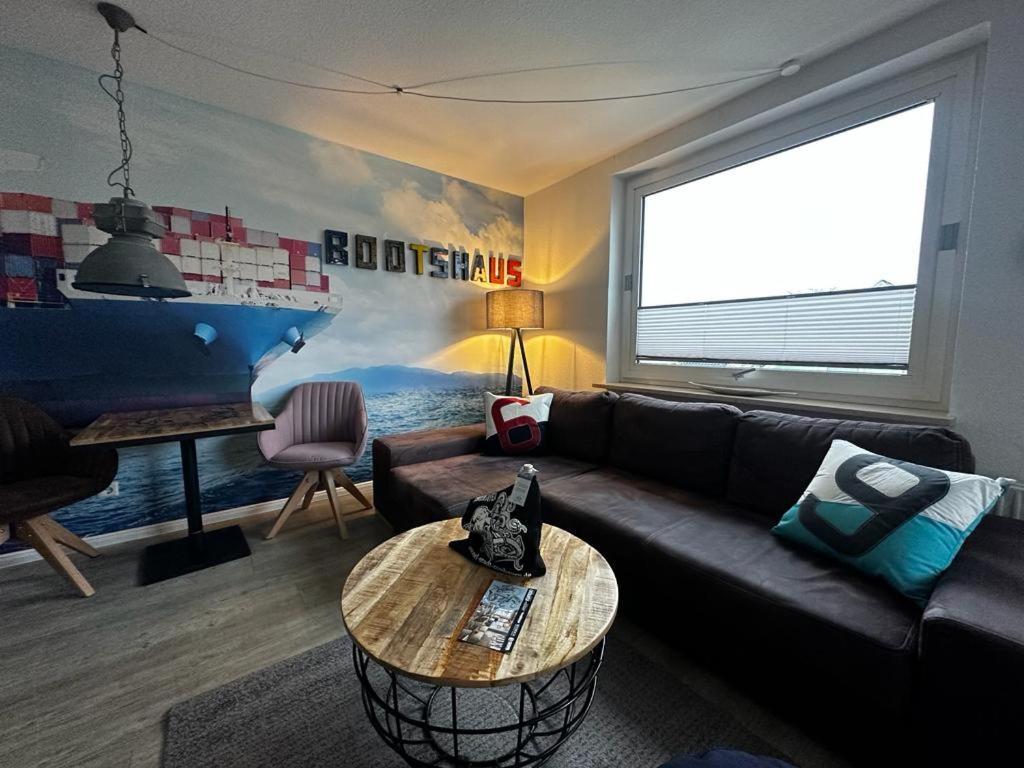 Bootshaus Appartements Cuxhaven Luaran gambar